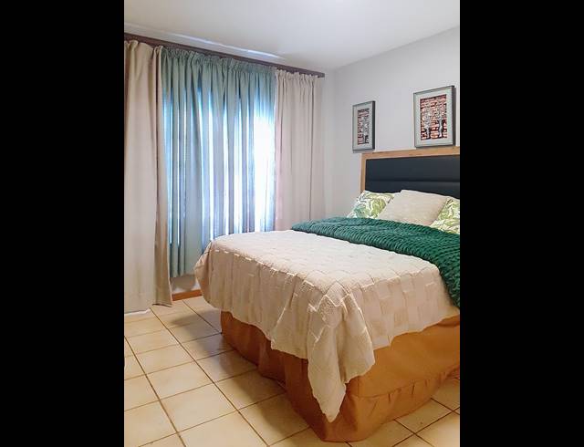 2 BEDROOM SECTIONAL TITLE FOR SALE IN SCOTTBURGH CENTRAL